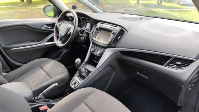 Opel Zafira Tourer image 6