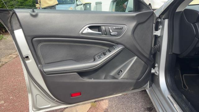 Mercedes Benz Cla Shooting Brake image 7