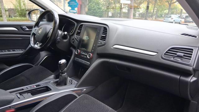 Renault Mégane image 2