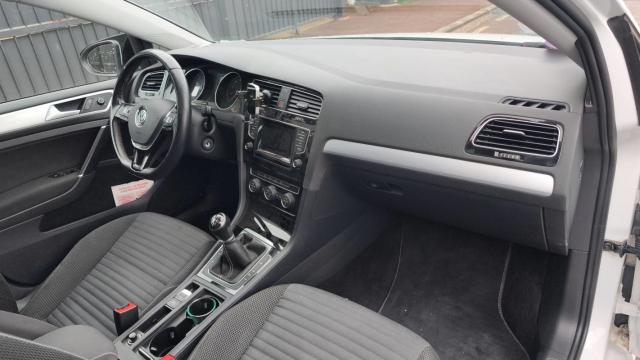 Volkswagen Golf image 5