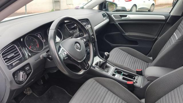 Volkswagen Golf image 7