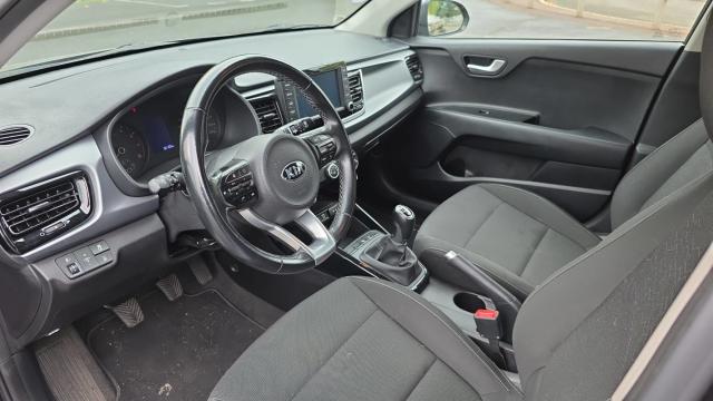 Kia Rio image 2