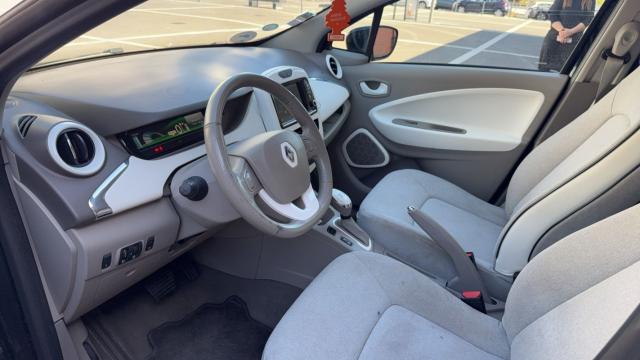 Renault Zoe image 8