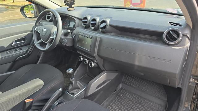 Dacia Duster image 1