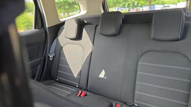 Dacia Duster image 9