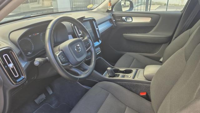 Volvo Xc40 image 9