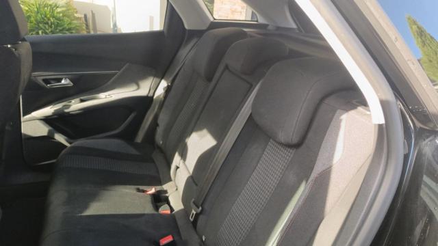 Peugeot 3008 image 8