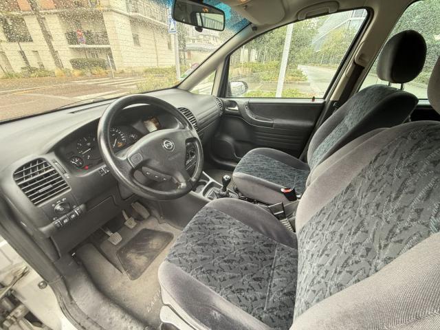 Opel Zafira image 3