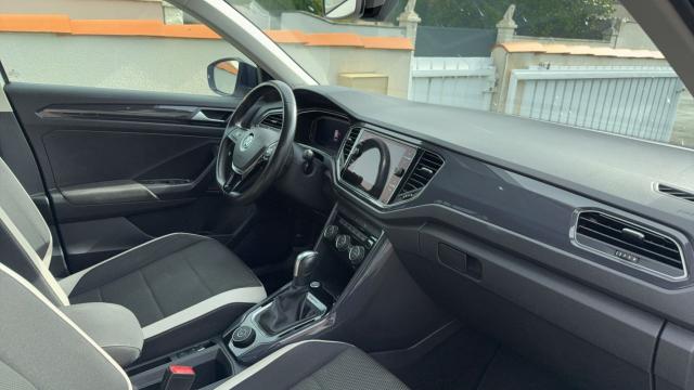 Volkswagen T-Roc image 1