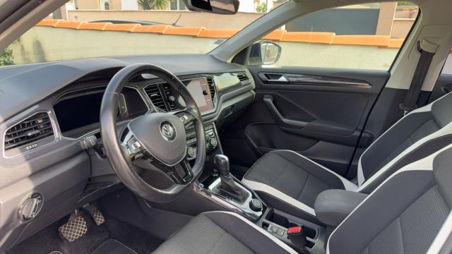 Volkswagen T-Roc image 3