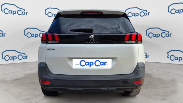 Peugeot 5008 image 9