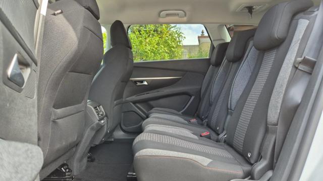 Peugeot 5008 image 4