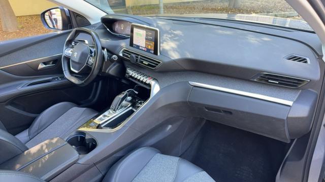 Peugeot 3008 image 6