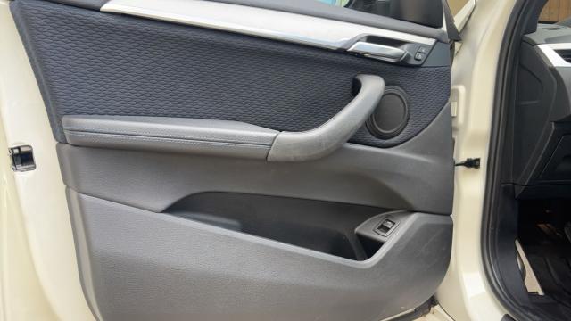 Bmw X1 image 2