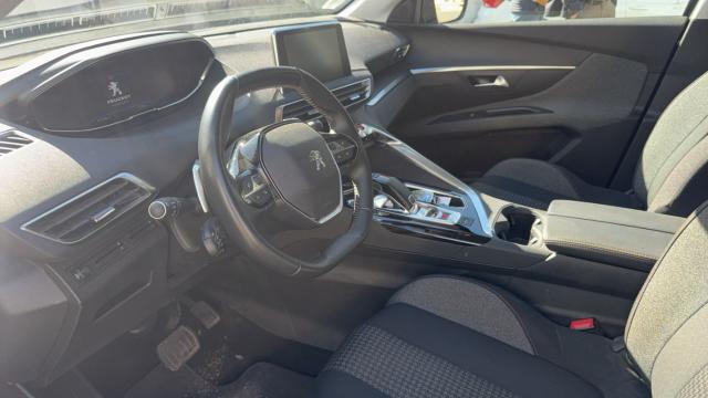 Peugeot 5008 image 6
