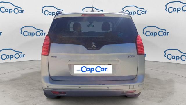 Peugeot 5008 image 1