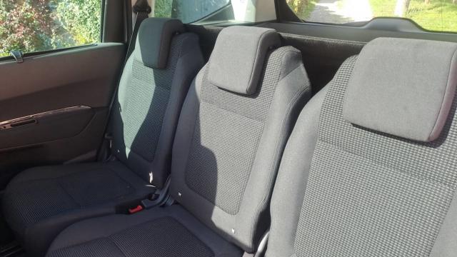 Peugeot 5008 image 8