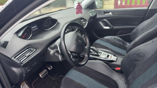 Peugeot 308 image 8
