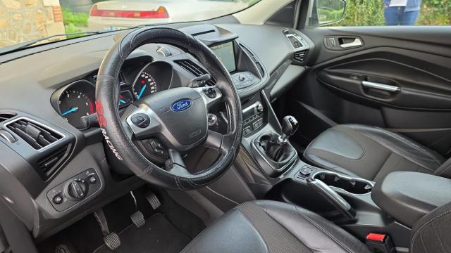 Ford Kuga image 4