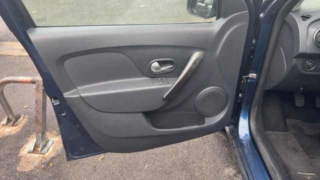 Dacia Sandero image 7