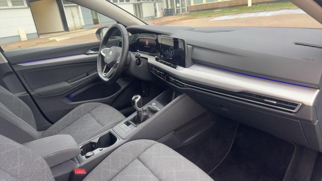 Volkswagen Golf image 8