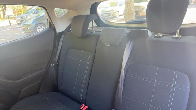 Ford Fiesta image 5