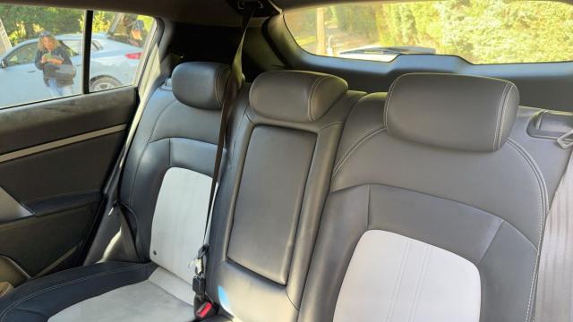 Kia Sportage image 6