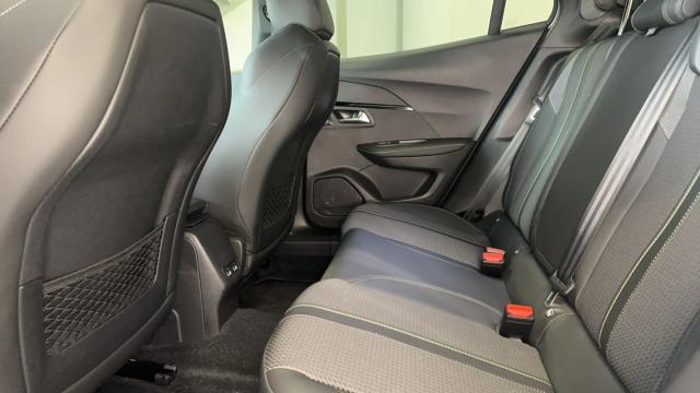 Peugeot 2008 image 4