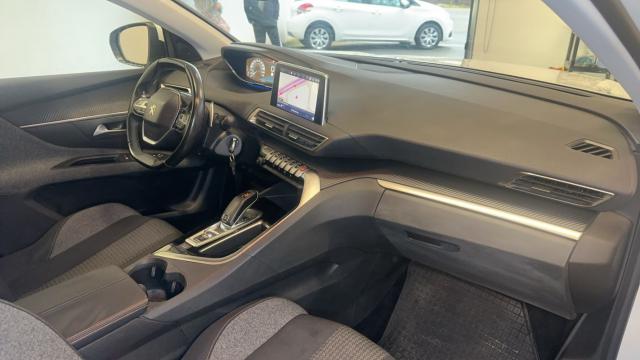 Peugeot 5008 image 4