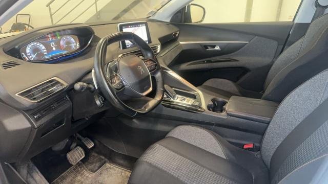Peugeot 5008 image 8