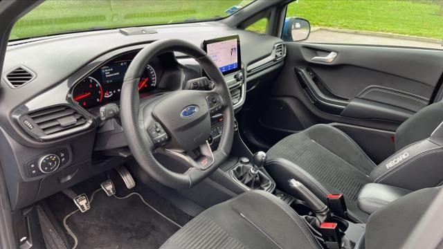 Ford Fiesta image 7