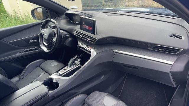 Peugeot 3008 image 1