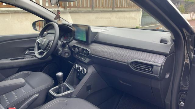 Dacia Sandero image 8