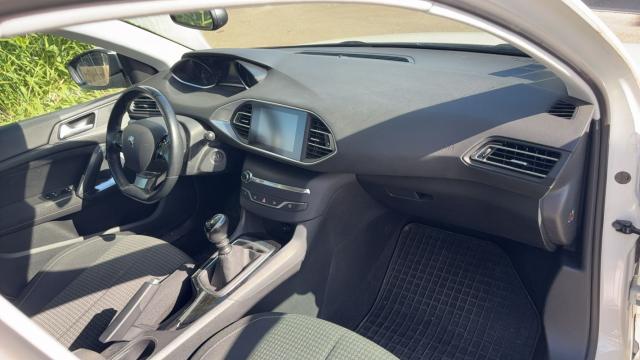 Peugeot 308 image 5