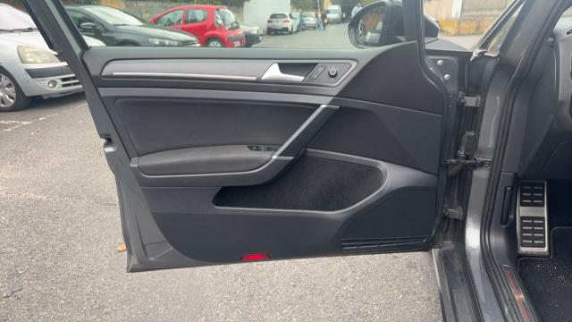 Volkswagen Golf image 1
