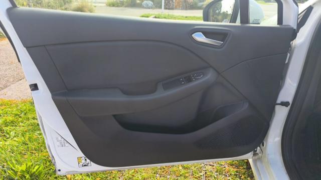 Renault Clio image 7
