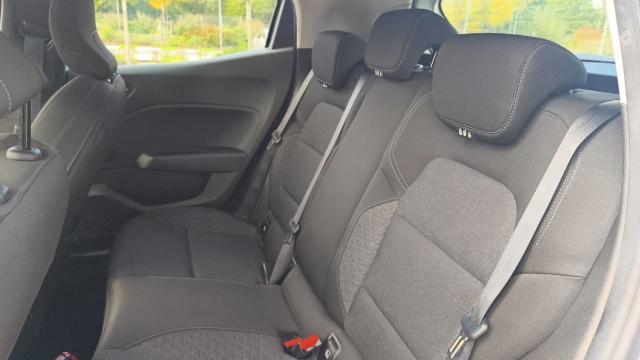 Renault Clio image 9