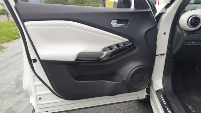 Nissan Juke image 8