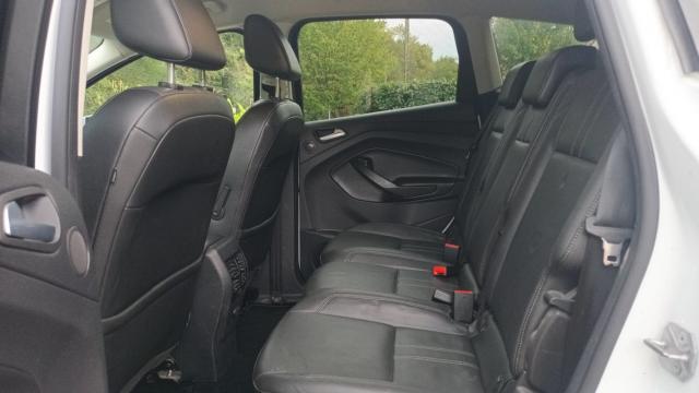 Ford C-Max image 3