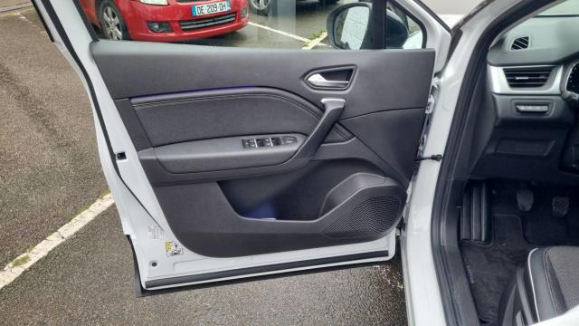 Renault Captur image 9