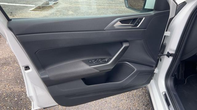 Volkswagen Polo image 9