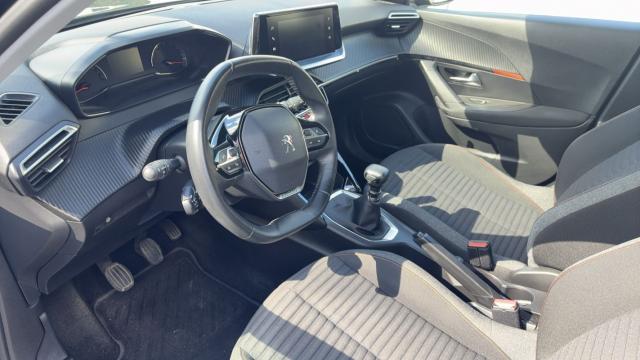 Peugeot 2008 image 5