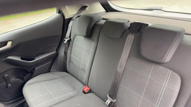 Ford Fiesta image 3