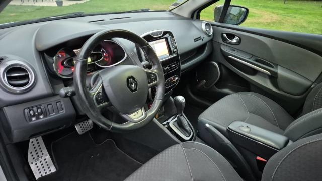 Renault Clio Estate image 7