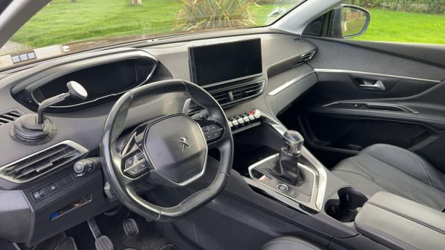 Peugeot 5008 image 7