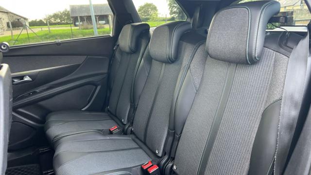 Peugeot 5008 image 5