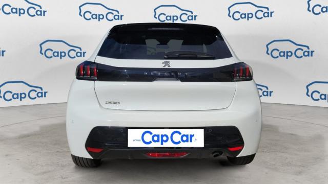 Peugeot 208 image 6
