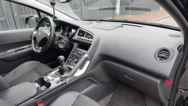 Peugeot 3008 image 4