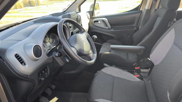Peugeot Partner Tepee image 1