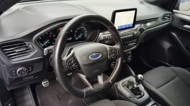 Ford Focus image 8
